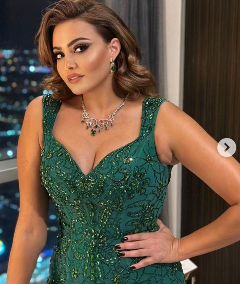 مهرجان القاهرة السينمائي٠٠ بشرى تثير الجدل بإطلالة جريئة