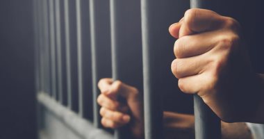 ضبط مالك مطبعة لاتهامه بنسخ وتقليد الكتب الدراسية في الجيزة