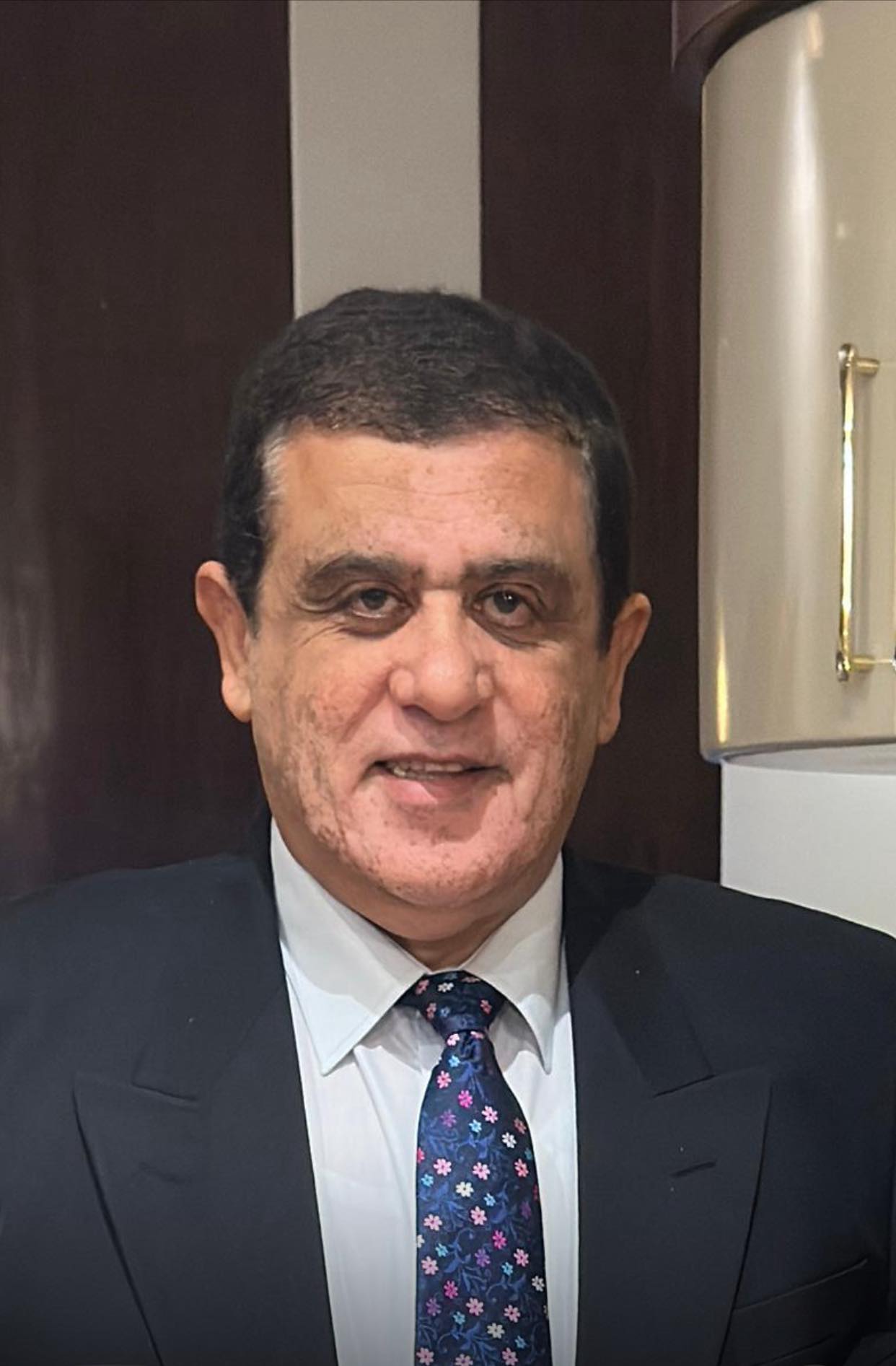 أمريكا تسيطر علي العالم وتنهب ثرواتة بقلم : المستشار أشرف عمر