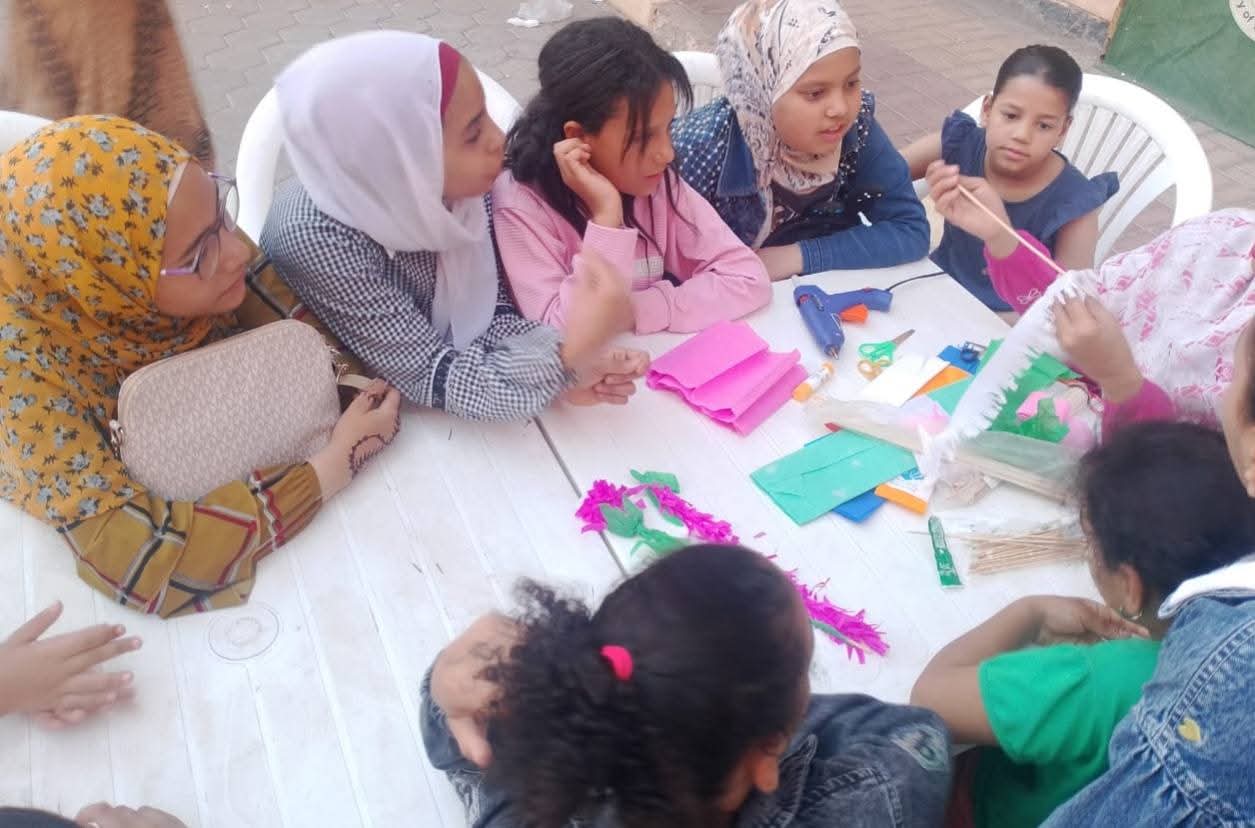أنشطة متنوعة للأطفال في 