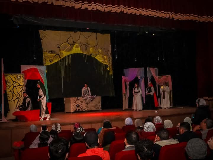 نساء شكسبير