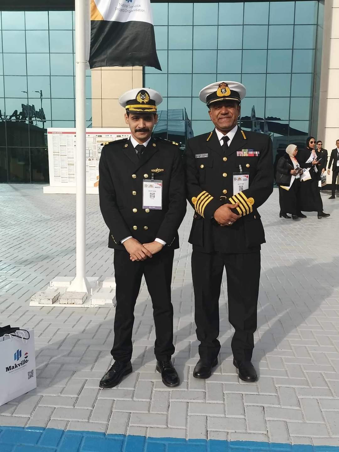 الضابط محمد أحمد مشعل نموذج ريادي في مجال الملابس البحرية وملابس الطيران المدني