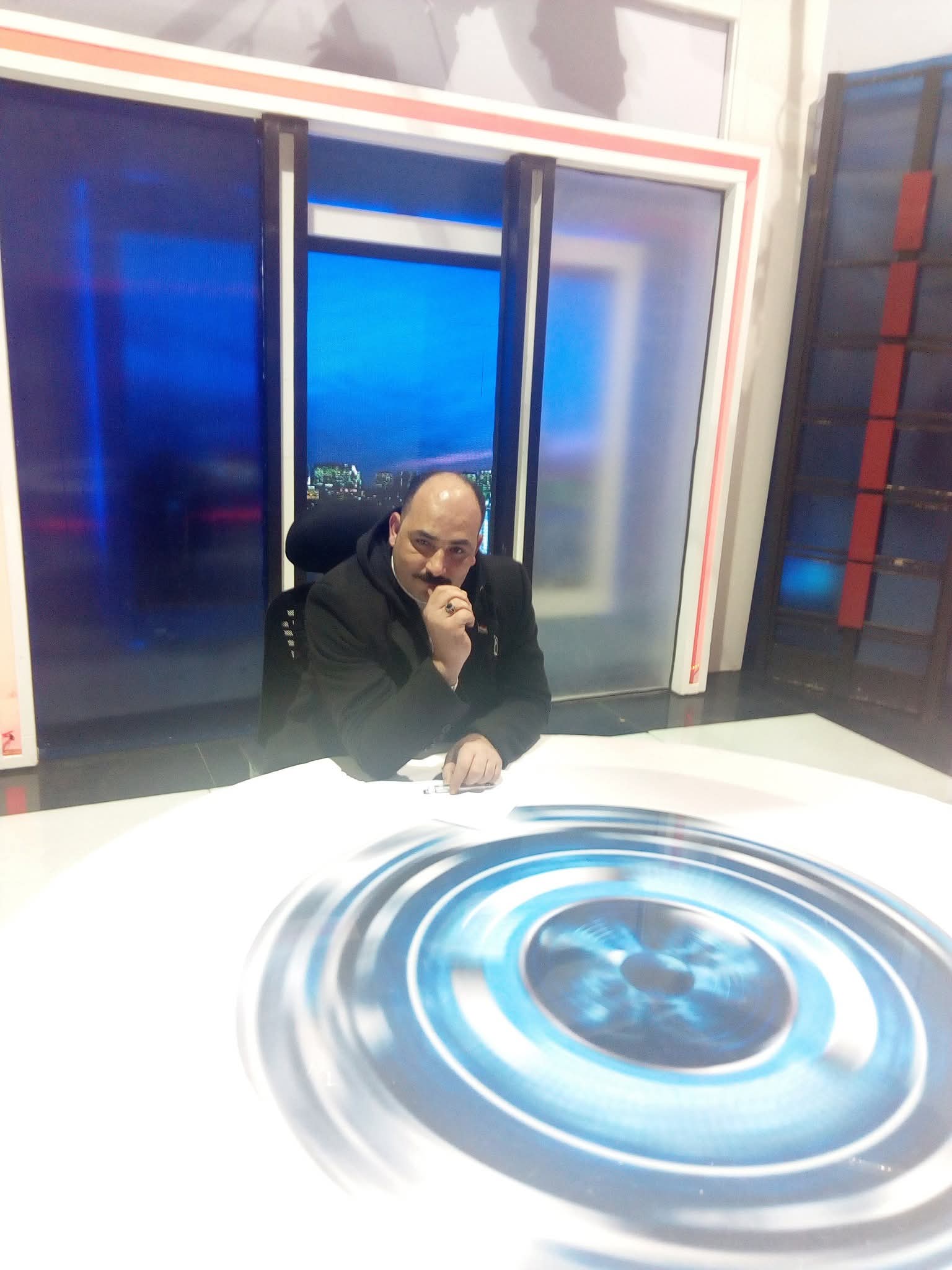 على حافة الواقع حيث تختبر الحقيقة صبر الناس