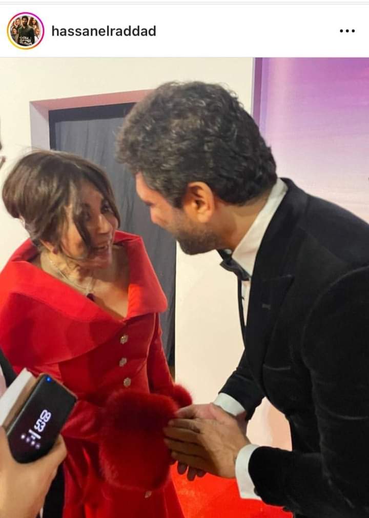 حسن الرداد  ٠٠   تشرفت بمقابلة أيقونة السينما المصرية لبنى عبد العزيز