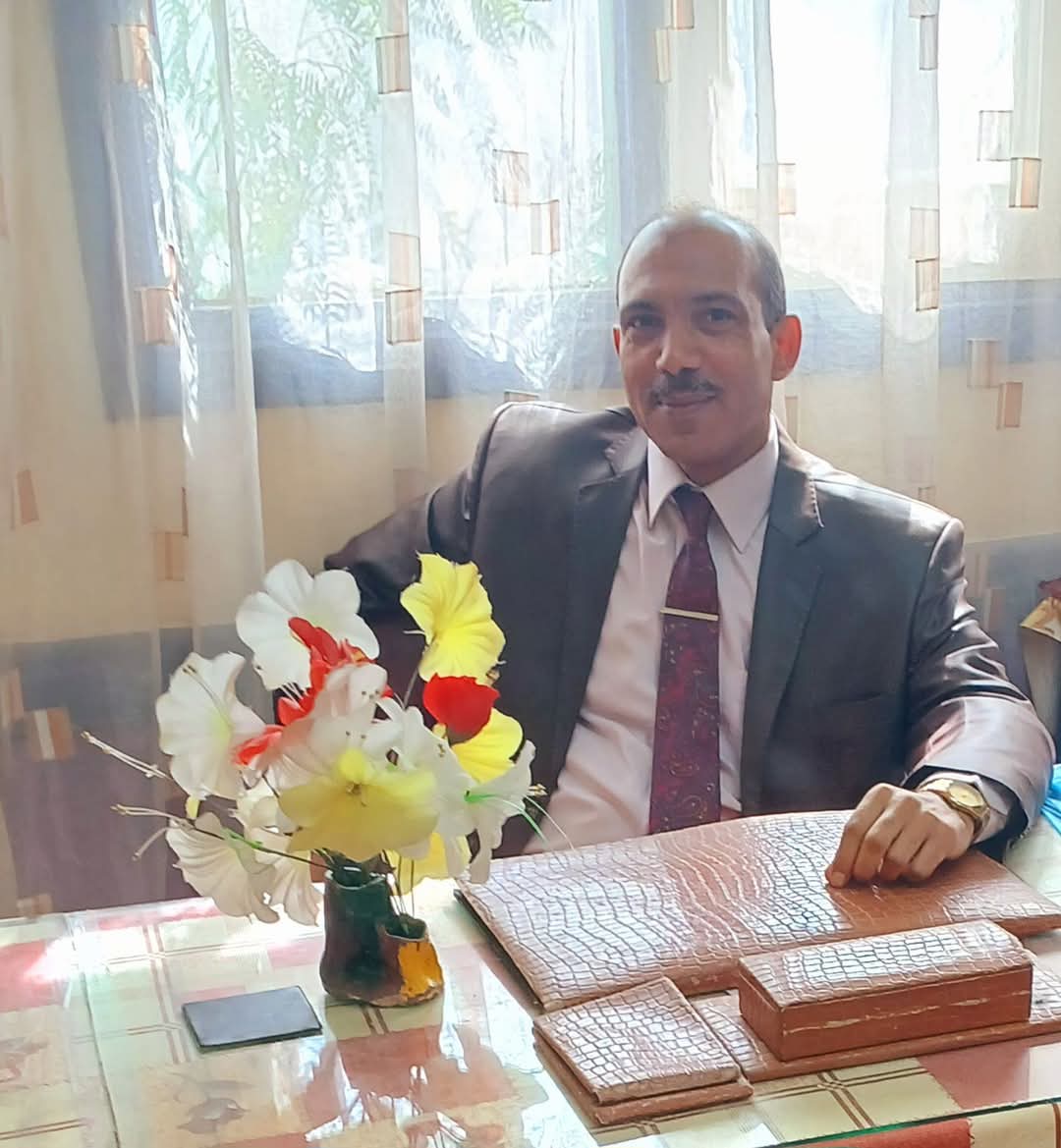 للشاعر  راضى على الطهطاوى  من ديوان  (٣٣) ,الرَّادار اللي في شارعكم  ٨٦٠.... الرَّادار 