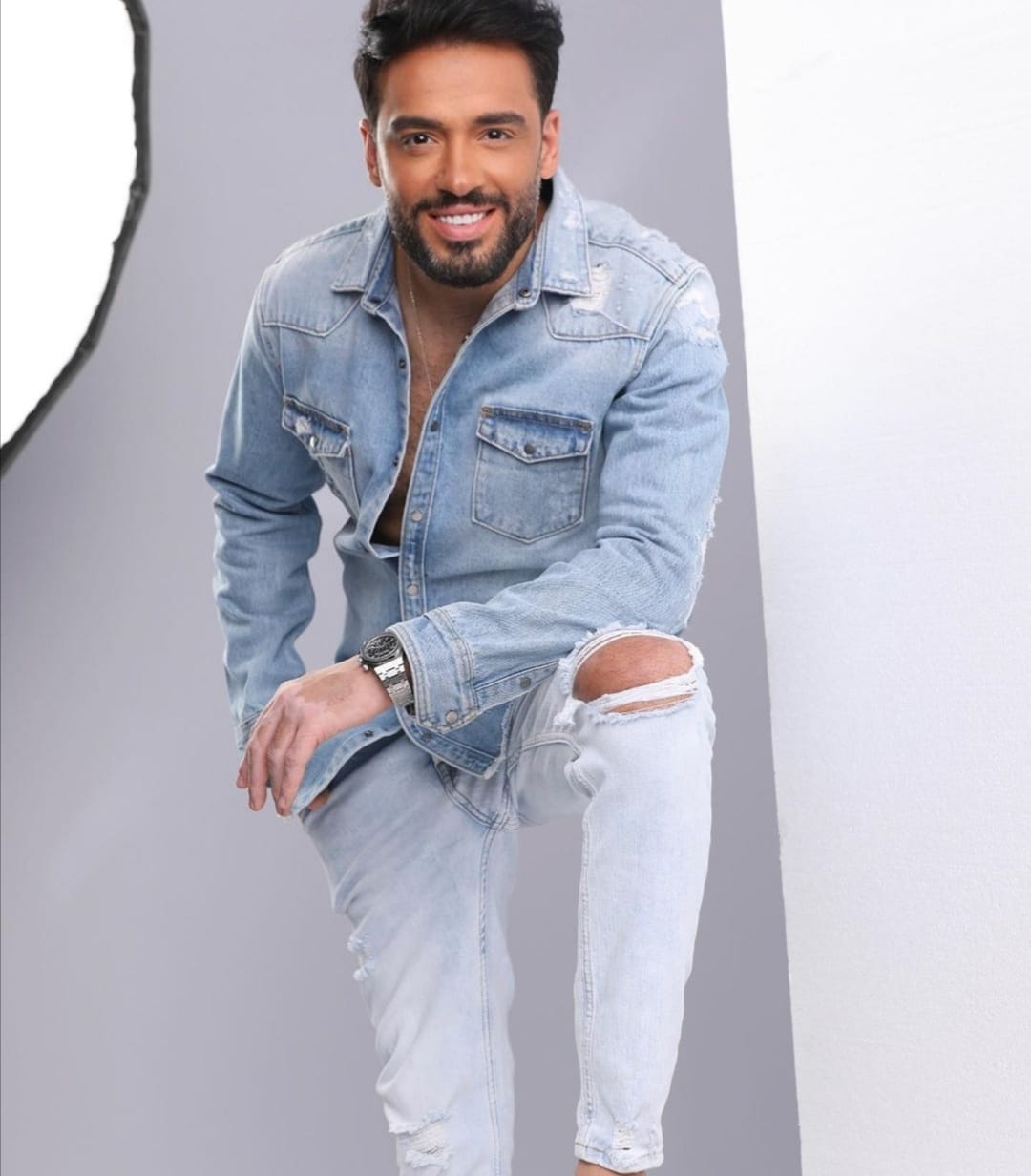 ربنا قادر يحقق أحلامنا في ثانيه .. رامي جمال يوجه رسالة للجمهور