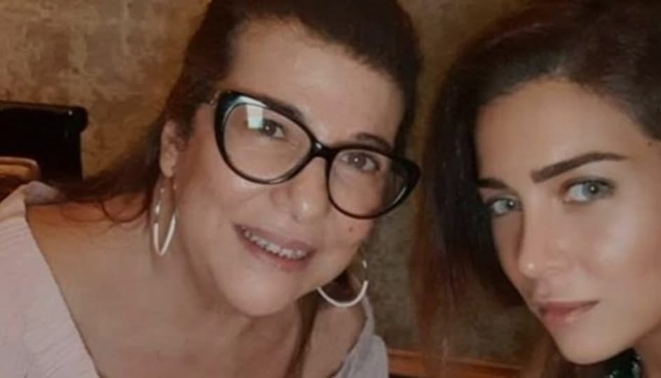 وفاة والدة الفنانة مي عز الدين بعد صراع مع المرض