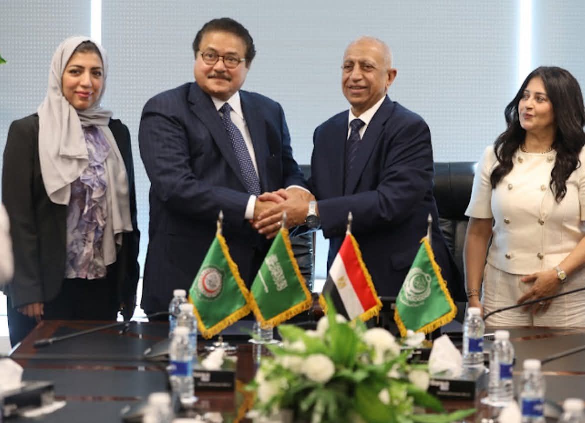 مذكرة تفاهم بين الأكاديمية العربية وجامعة الأعمال والتكنولوجيا بالسعودية