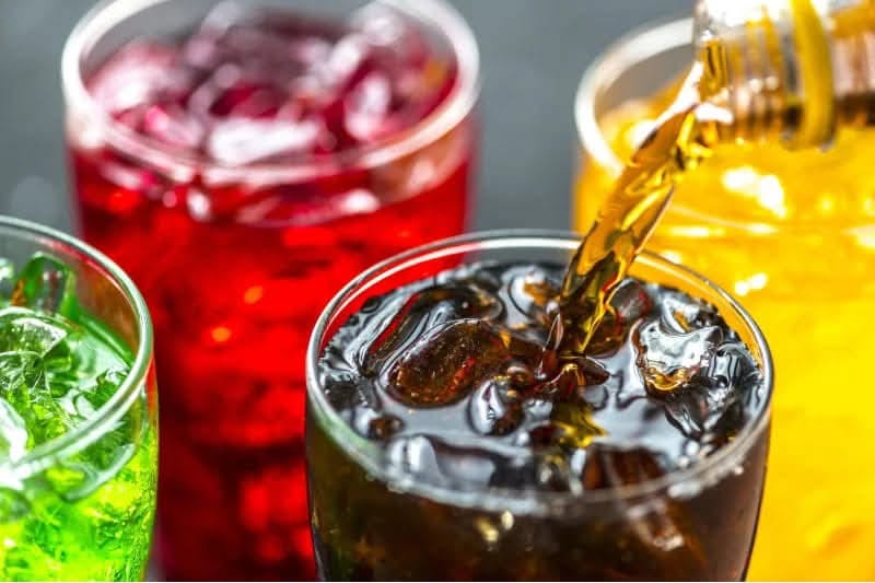 احذر  الإكثار من  المشروبات الغازية قد يصيبك بأمراض خطيرة