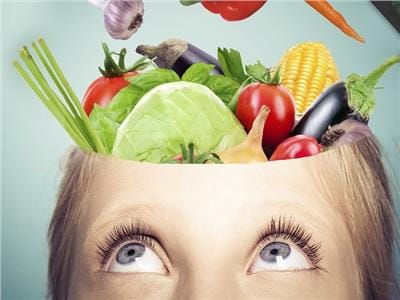 بعض الأغذية التي تأثر علي الدماغ تأثير سلبي ويجب تجنبها 