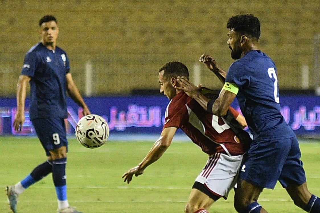 الأهلي يتعادل مع إنبي 1-1 بالدوري الممتاز