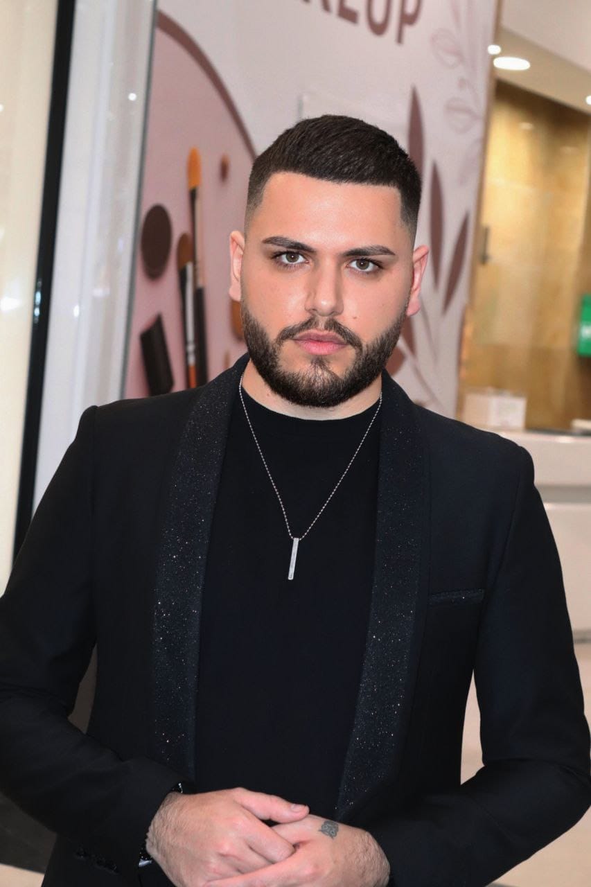 يستعد المذيع والممثل اللبناني حسين إدريس لتقديم برنامج جديد يحمل اسم 