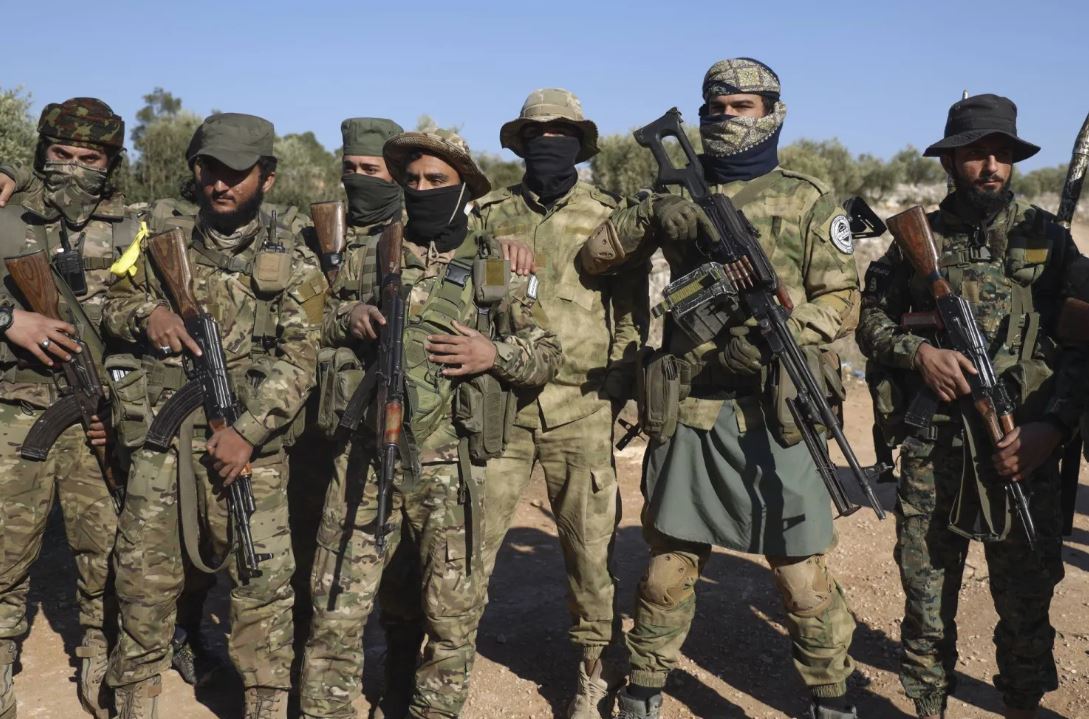 سوريا.. اعتقال عقيد سابق بالنظام المخلوع متورط بـ أحداث الساحل