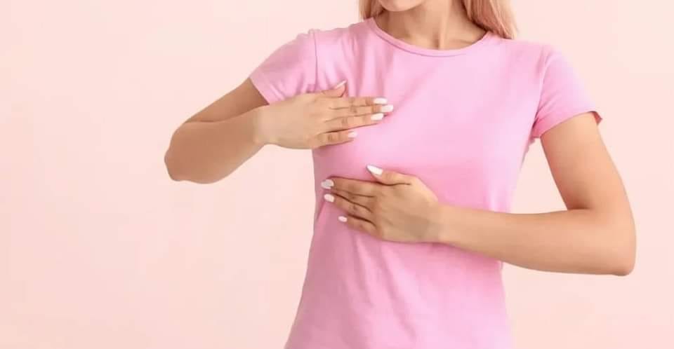 أعراض سرطان الثدي عند الإناث ومتى يتم فحص السرطان 