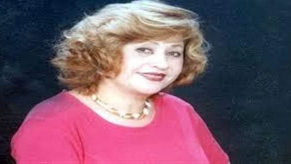 الفنانة آمال رمزى تنضم ل لأبطال مسرحية 