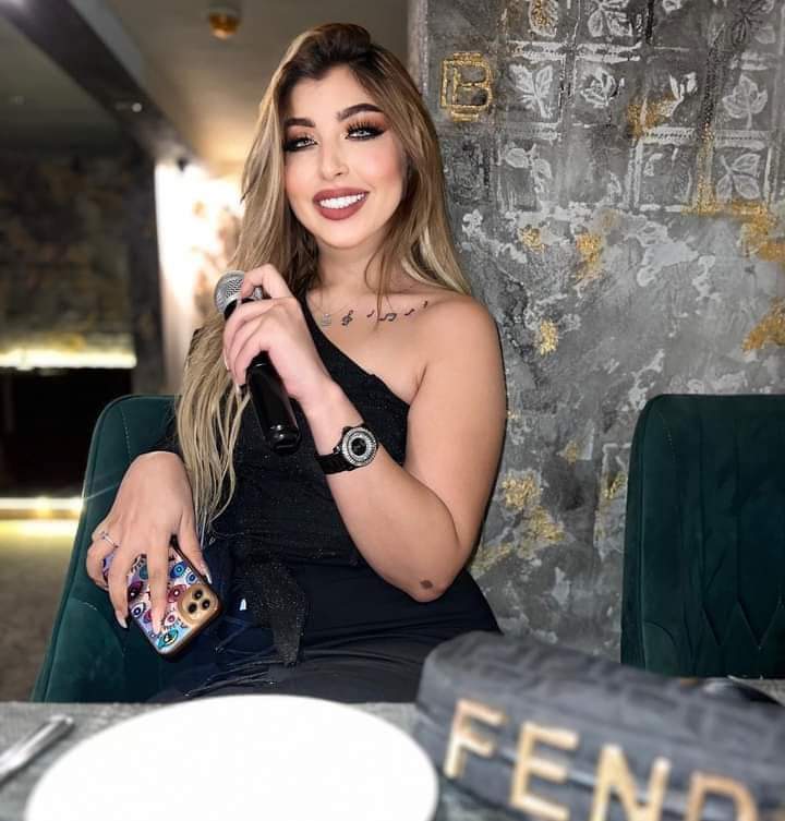 سلمى عادل تستعرض أنوثتها بإطلالة جريئة ومثيرة  