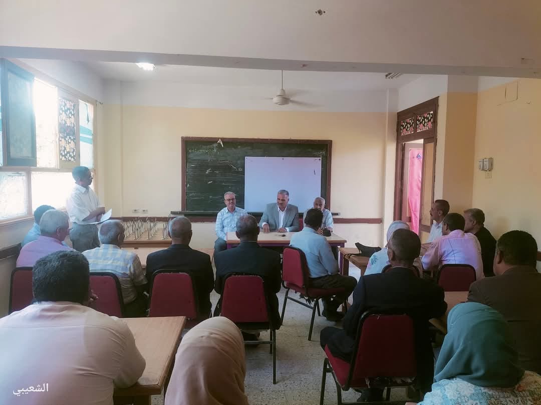 تكريم مديري المدارس المتميزة لتنفيذ البرنامج العلاجي لتلاميذ المرحلة الابتدائية بالمنشأة