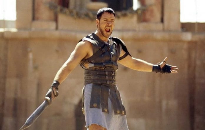 راسل كرو يوضح سبب تواجده بجانب موقع تصوير فيلم Gladiator 2