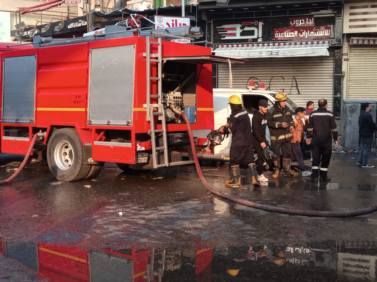 السيطرة على حريق شقة سكنية في منشأة القناطر 