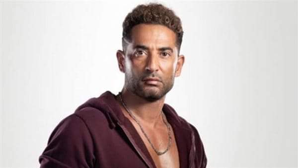الفنان عمرو سعد يستكمل تصوير فيلمه الجديد 