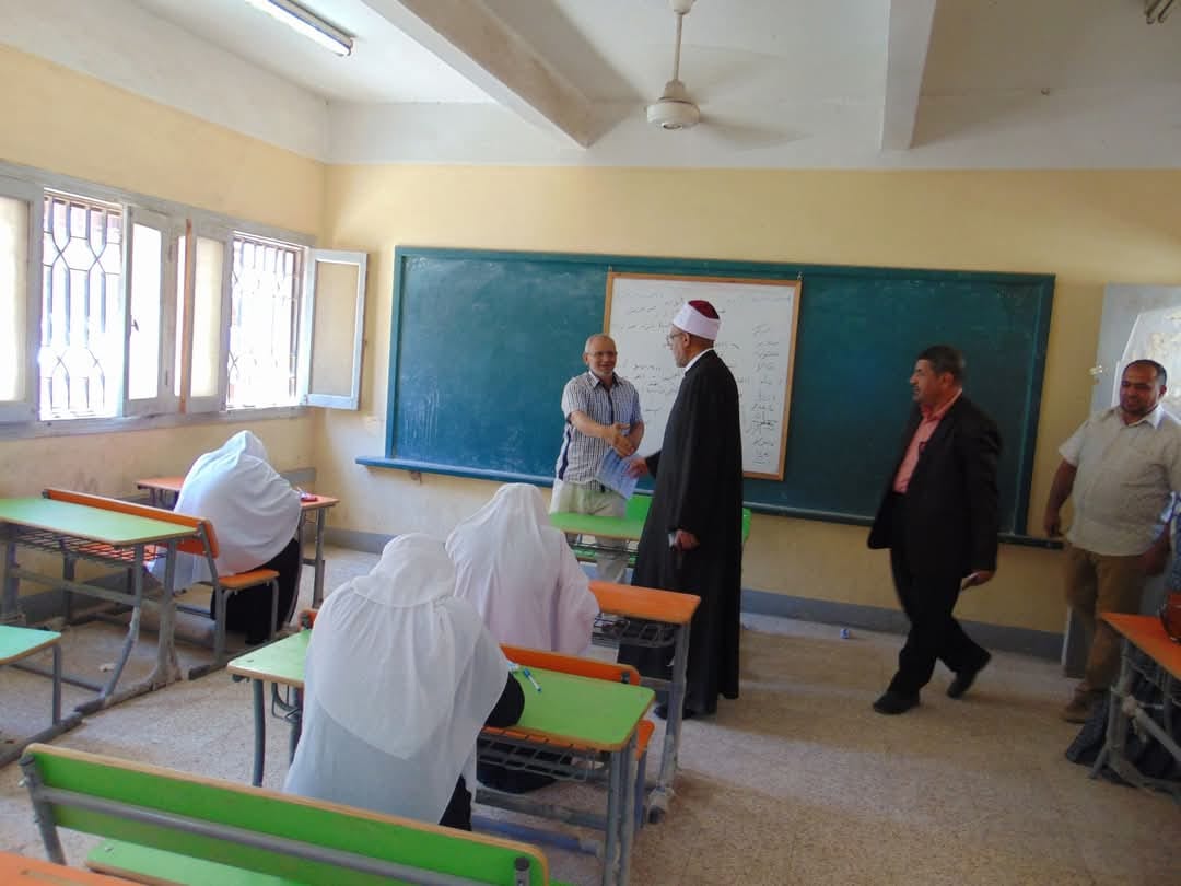 امتحانات الثانوية الأزهرية تنطلق بسوهاج وسط متابعات ميدانية