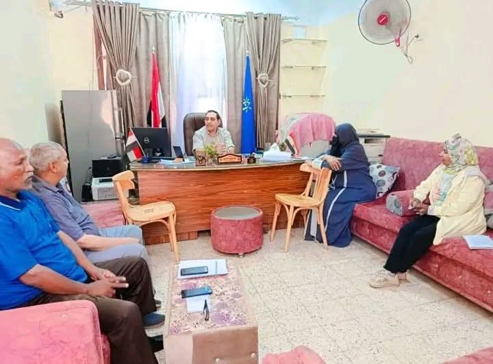 دراو: نادى يعقد سلسلة اجتماعات لتنظيم سير العمل بإدارة دراو التعليمية 