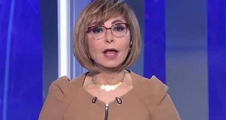 خمسة وخميسة.. لميس الحديدي تعلق بطريقة ساخرة على هزيمة الأهلي من صن داونز 