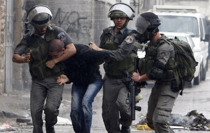 اعتقال 8480 فلسطينا بالضفة الغربية منذ 7 أكتوبر