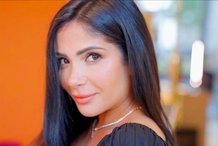 الفنانة منى زكى تبدأ تصوير مسلسلها  