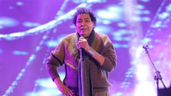 احتفالا بالكريسماس ٠٠ محمد منير يكشف  عن تفاصيل أغنيته الجديدة مع الشاعر أمير طعيمة والملحن عمرو مصطفى 