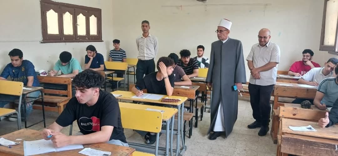 تكثيف المتابعات الميدانية لأمتحانات الشهادة الثانوية الأزهرية بالقاهرة للأطمئنان على حسن سير اللجان
