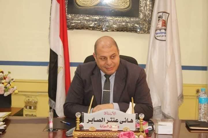 احتفالا بيوم المعلم المصري وكيل تعليم بني  سويف يهنئ جميع المعلمين   