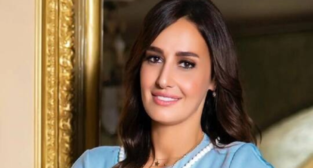 رسالة مثيرة من حلا شيحة لمتابعيها  وهذا ما نصحتهم به ٠٠ اقروا لسيدنا النبي