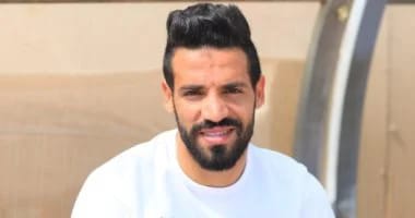 طلائع الجيش يجدد عقد إسلام محارب بعد تلقيه عروضآ مغرية للرحيل