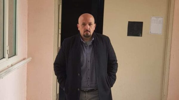 اليوم ٠٠محمد السعدني يستقبل واجب العزاء في أمه بالحامدية الشاذلية