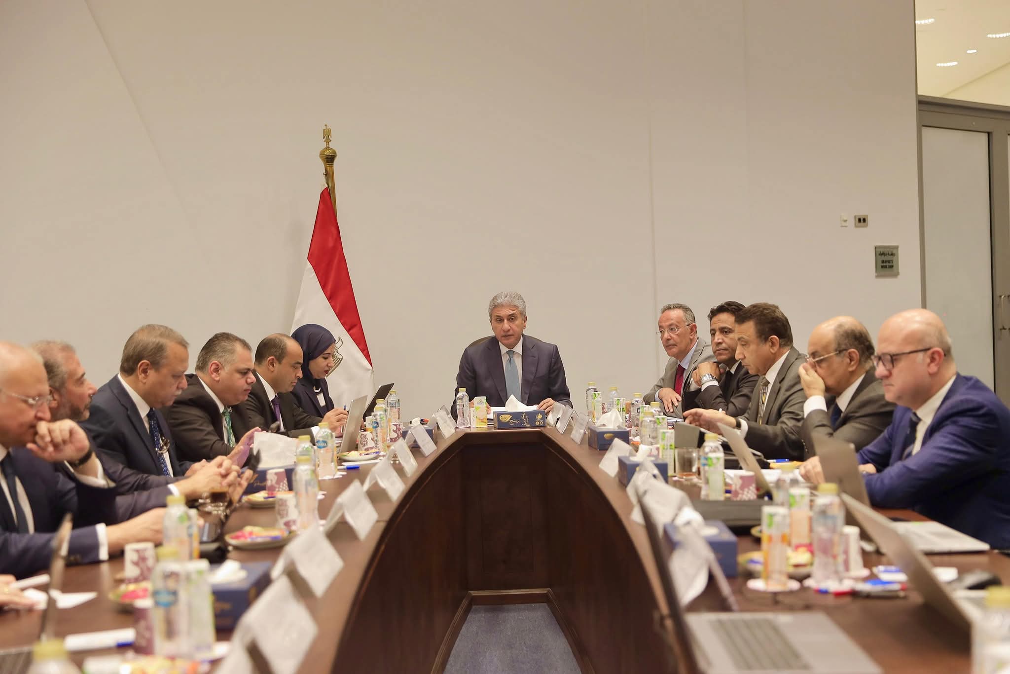 وزير السياحة والآثار يترأس اجتماع مجلس إدارة هيئة المتحف المصري الكبير