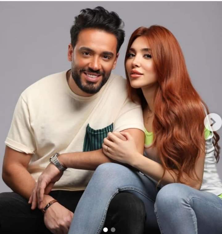 كل سنة وأنتي حبيبتي.. رامي جمال يحتفل بعيد ميلاد زوجته وذكري زواجهما