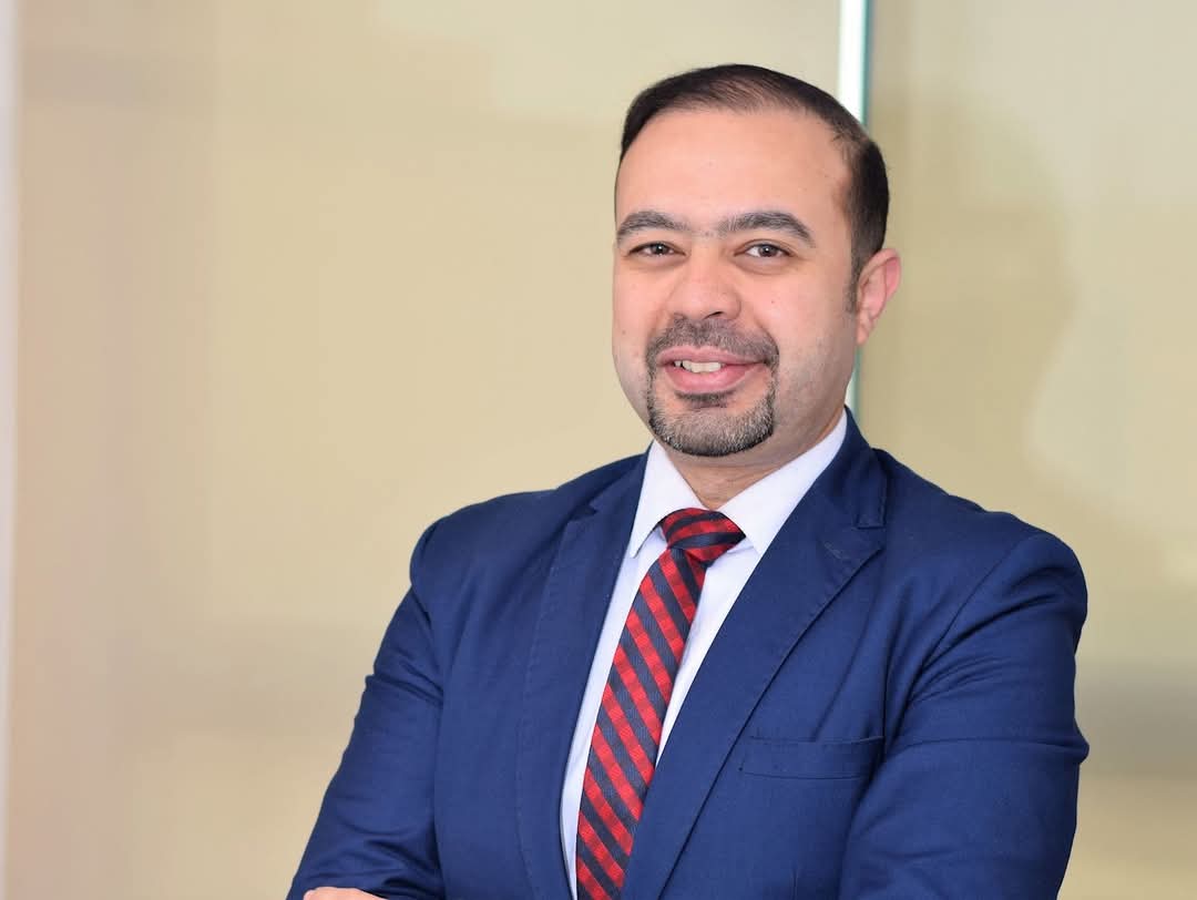 الدكتور أحمد عاصم الملا: فترة الانتظار بعد نقل الأجنة هي المرحلة الأهم.. والهدوء النفسي مفتاح النجاح 