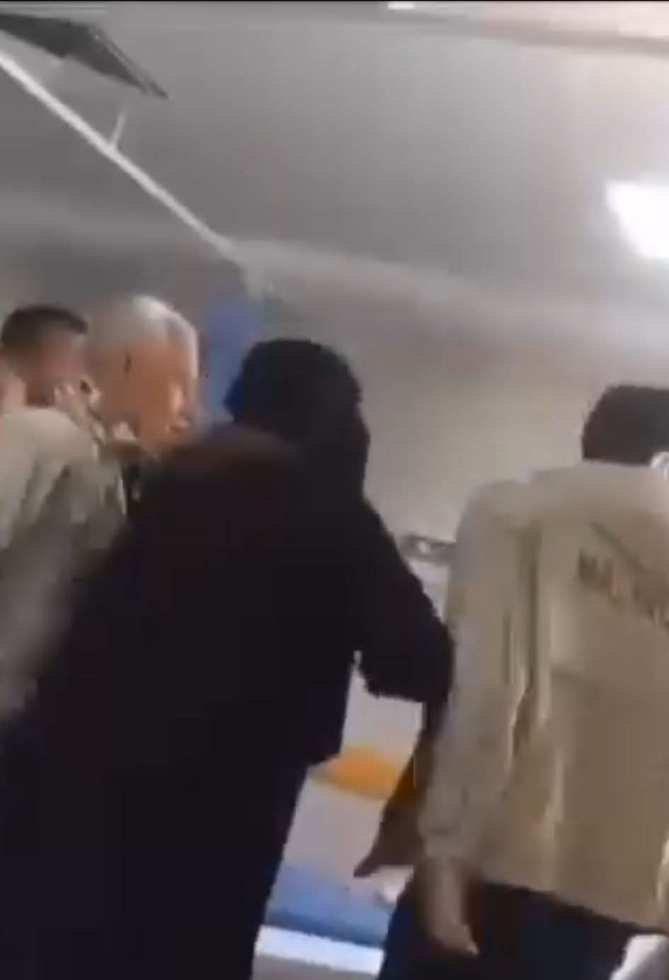ضرب وتكسير 