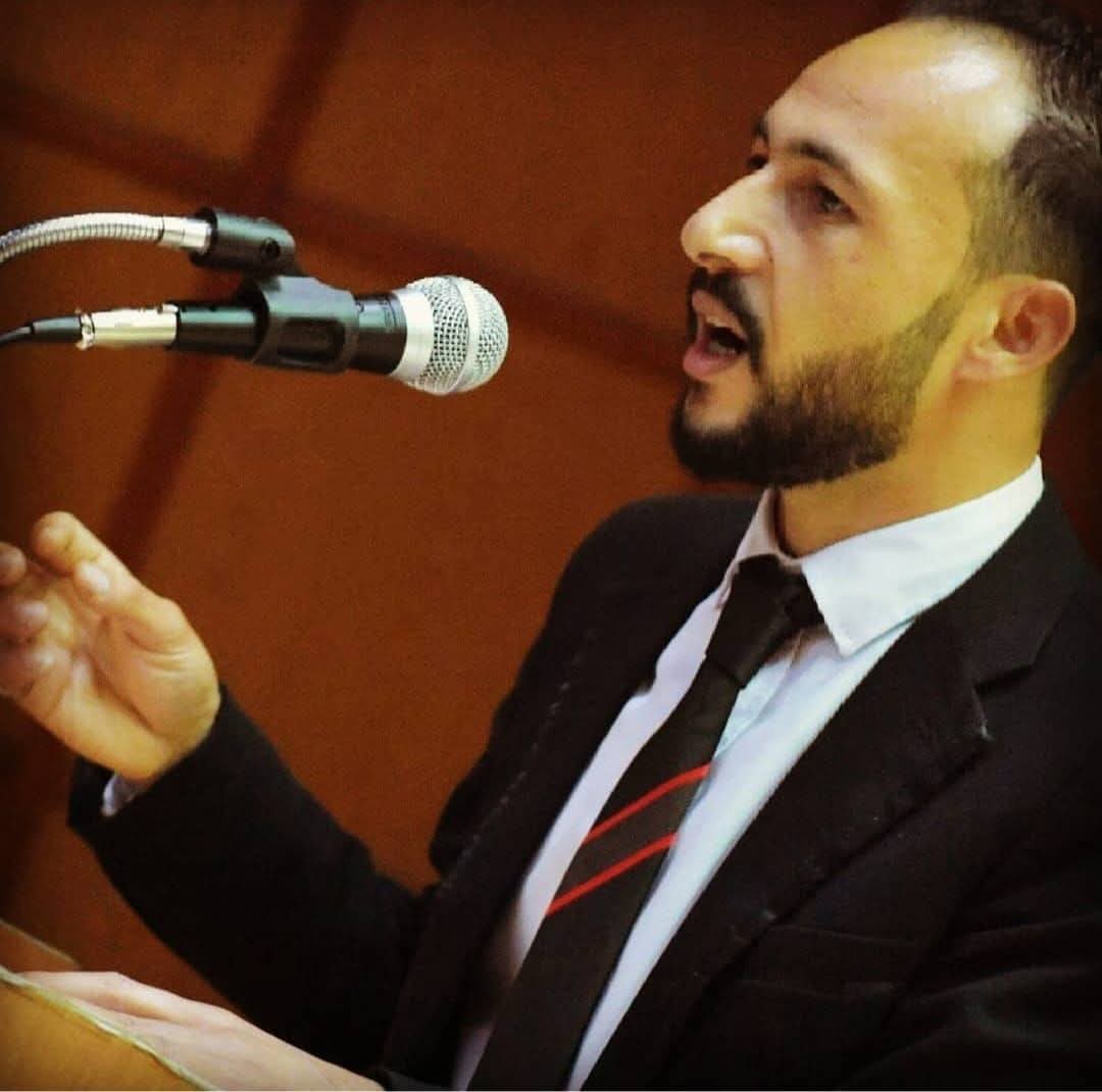 الكاتب علي أحمد محيميد وحديث خاص عن باكورة أعماله الأدبية 
