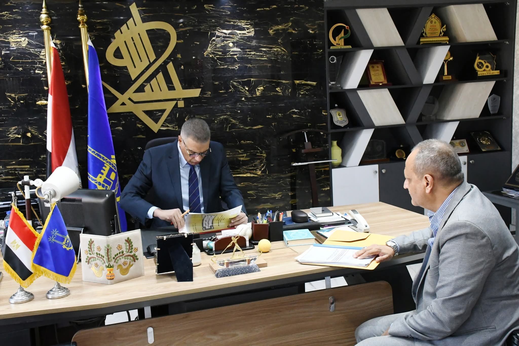 محافظ أسوان يعتمد نتيجة الفصل الدراسى الثانى للشهادة الإعدادية بنسبة نجاح  76.9 % 