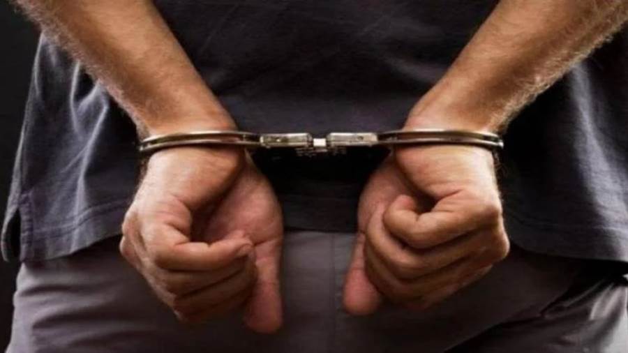 ضبط شابين بتهمة التنمر على مشرد بأحد شوارع الحوامدية