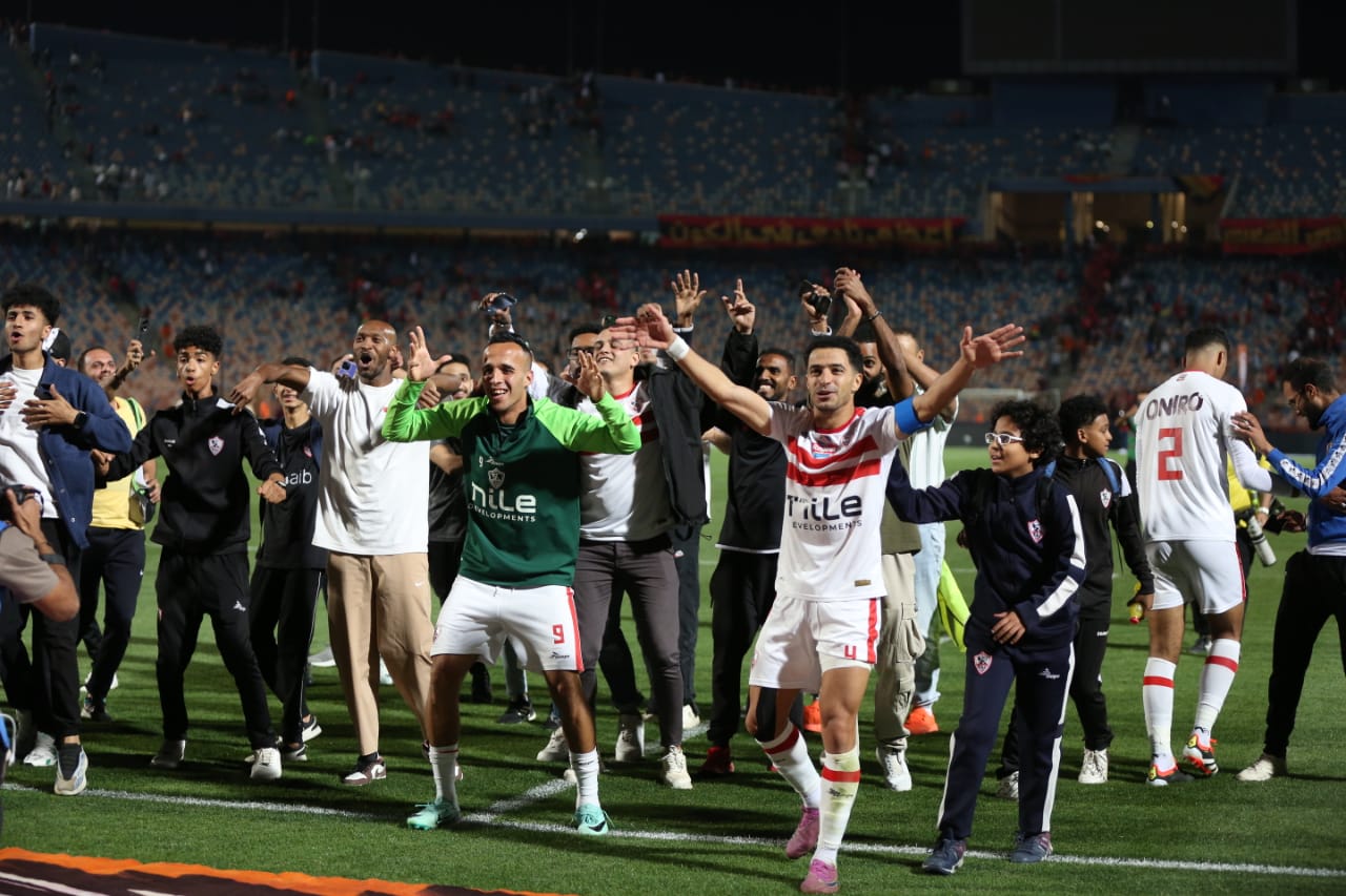 شاهد احتفالات الزمالك بعد الفوز على الأهلي في قمة الدوري