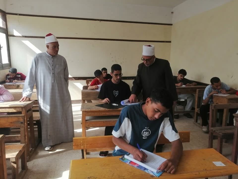 هدوء قبيل العيد: طلاب 