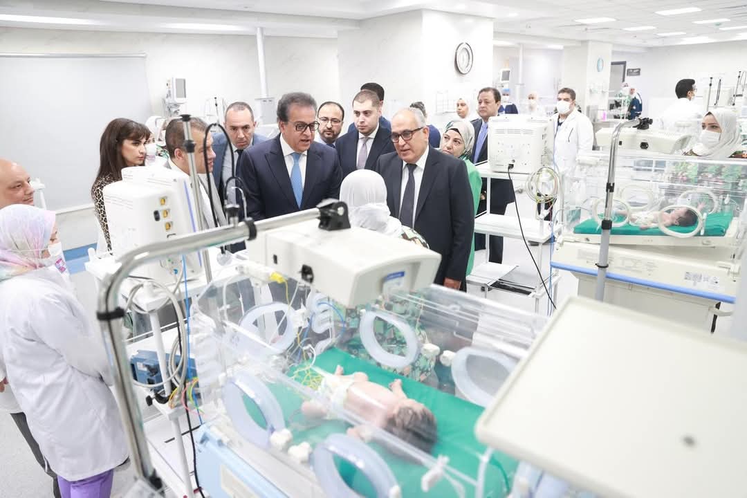 وزير الصحة يتفقد مستشفى أطفال مصر 