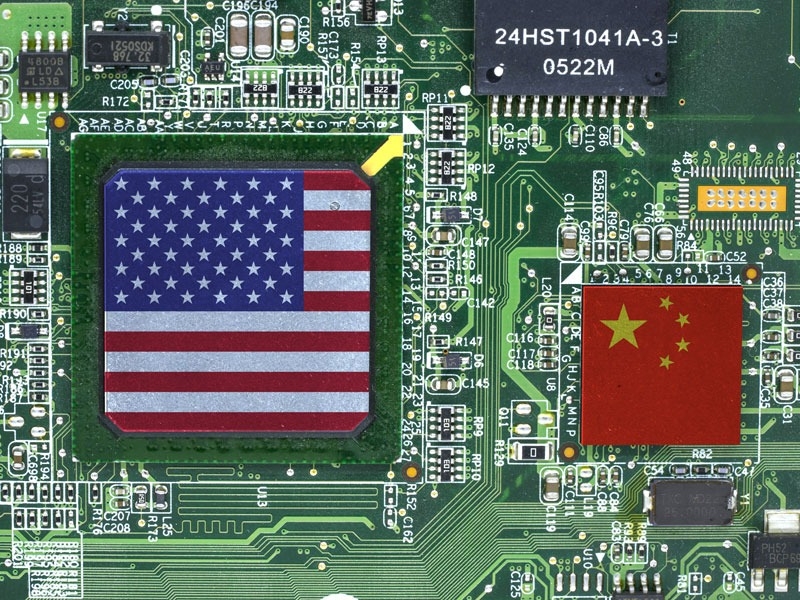 الرقائق الإكترونية بداية حرب عالمية بين الصين وأمريكا