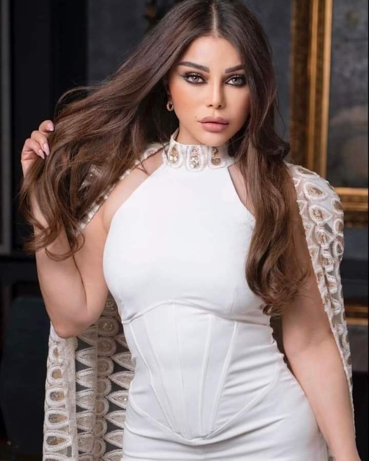 هيفاء وهبي توضح سبب إلغاء حفلها الغنائي الخاص بعيد الأضحى في لبنان .