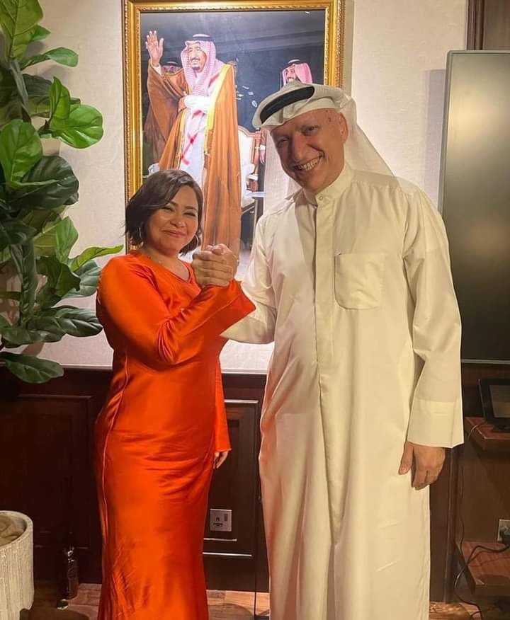 رجعت لبيتها.. روتانا تعلن التصالح مع شيرين عبد الوهاب