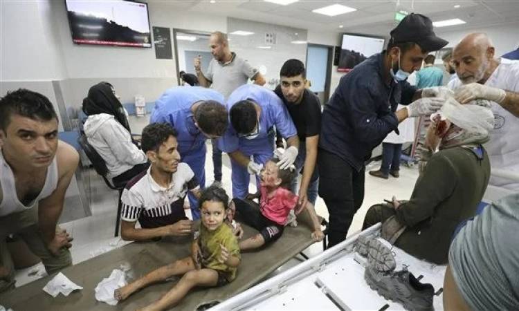 صحة غزة: تحديات كارثية تواجه عمل الطواقم الطبية بالقطاع