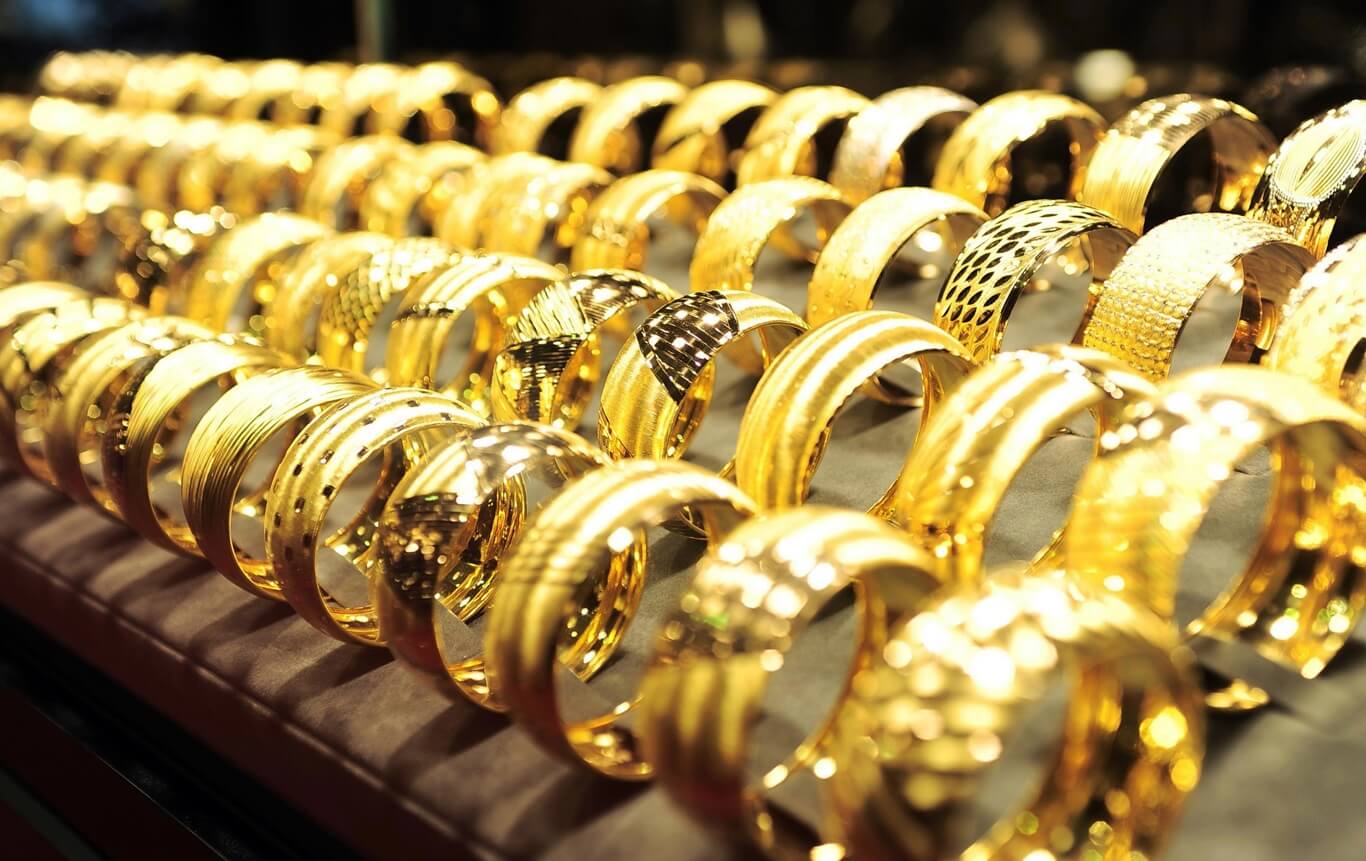 سعر الذهب اليوم الأربعاء 14 فبراير 2024 في مصر والسعودية والإمارات